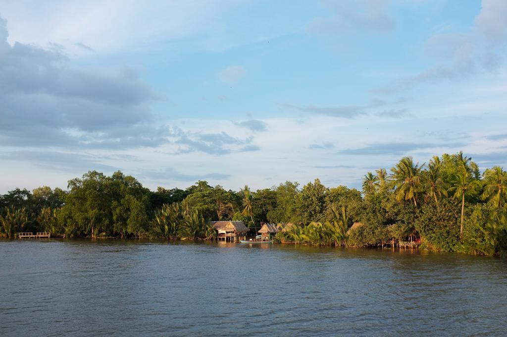 Nomads Guesthouse Kampot Ngoại thất bức ảnh