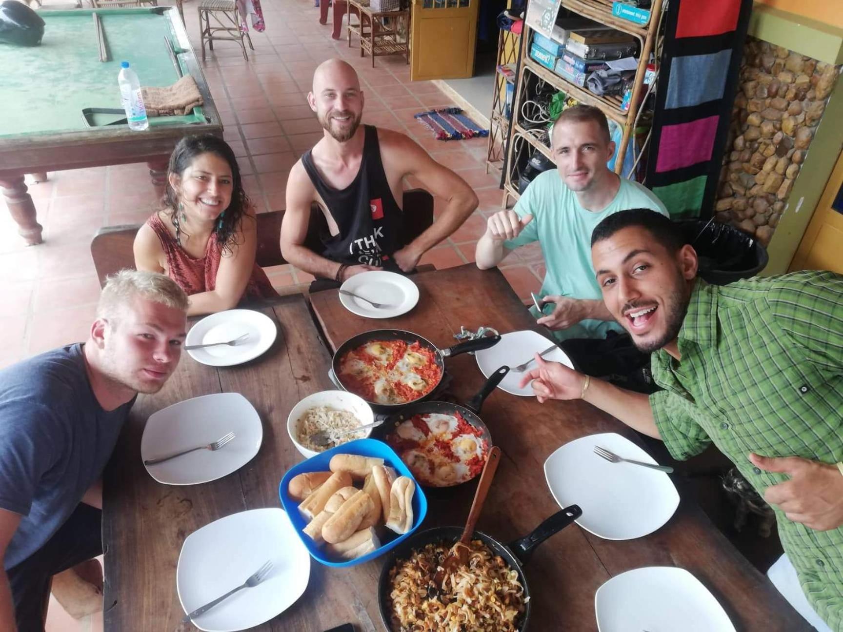 Nomads Guesthouse Kampot Ngoại thất bức ảnh